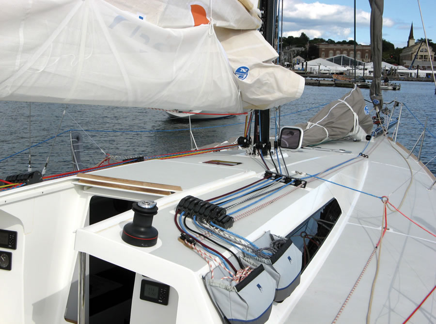 [Immagine: 200932915556_deckrigging.jpg]